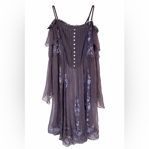 SOLD - Picture 2 of 7